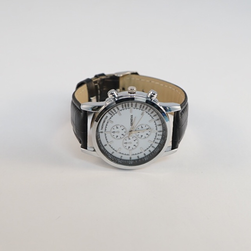 New Geneva unisex watch, white back, silver trim